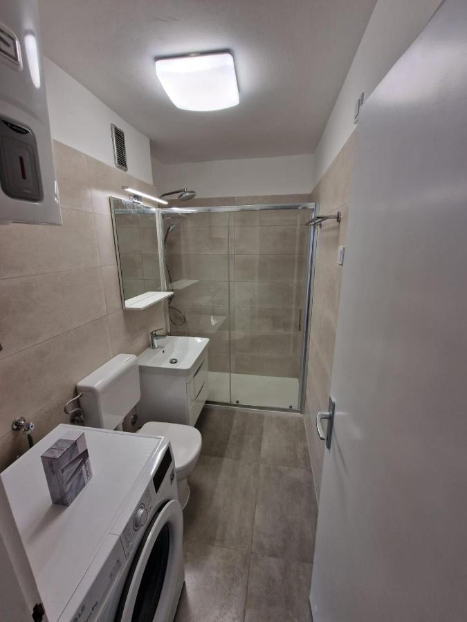 Apartment Maestral Пула Екстер'єр фото