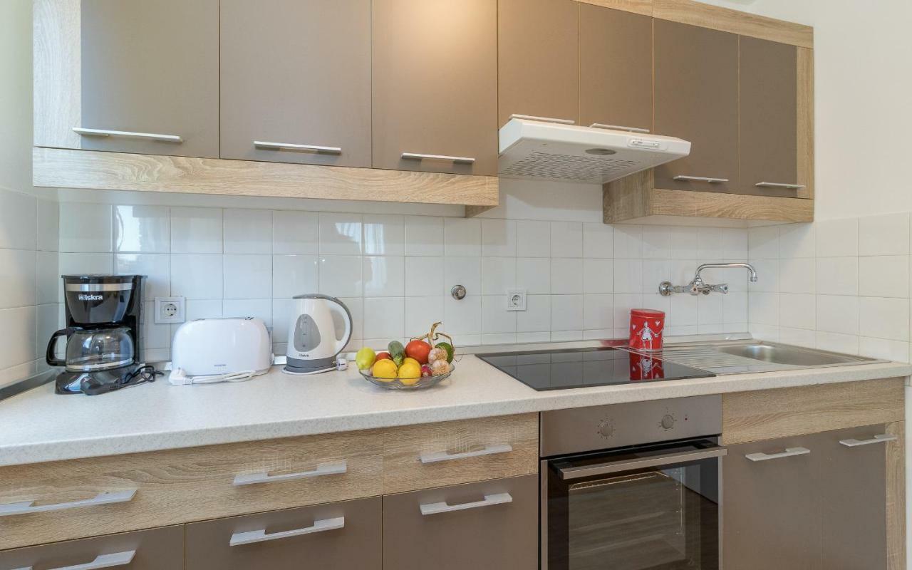 Apartment Maestral Пула Екстер'єр фото